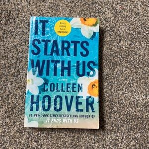 It starts with us book by Colleen Hoover
